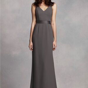 Vera Wang Long V Neck Crepe Gown With Open Back